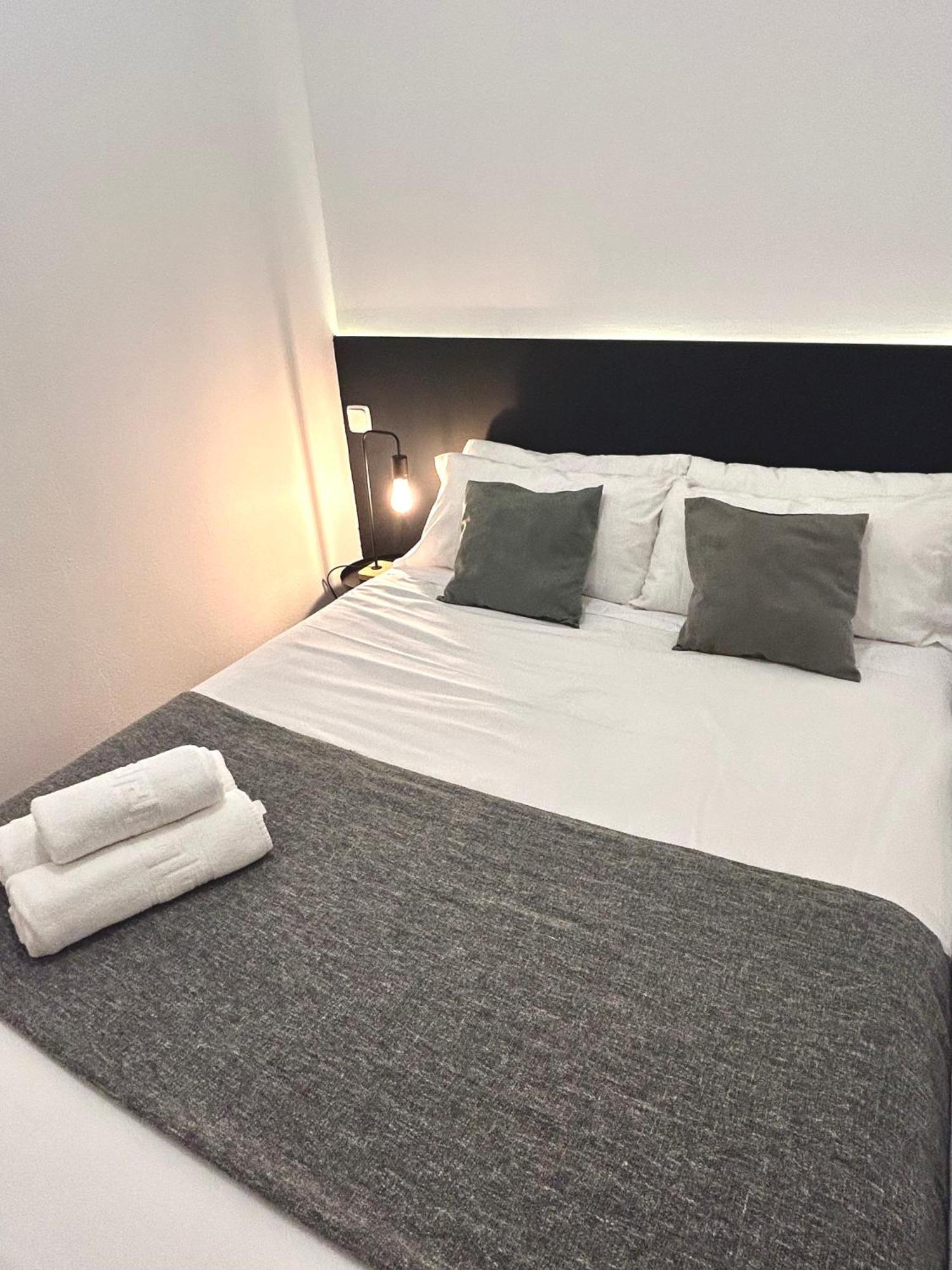 Center Madrid Habitaciones 外观 照片